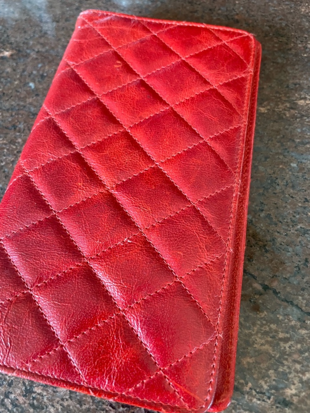 CHANEL Quilted Red Leather Long Wallet with CC Emblem - Picture 3 of 12